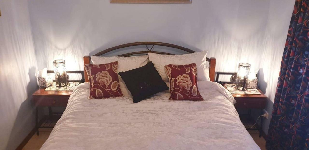York'S Lookout Lodge Bed And Breakfast ภายนอก รูปภาพ